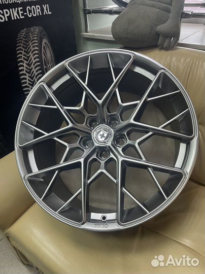 Разноразмерный комплект дисков R21 5*120 F кузов