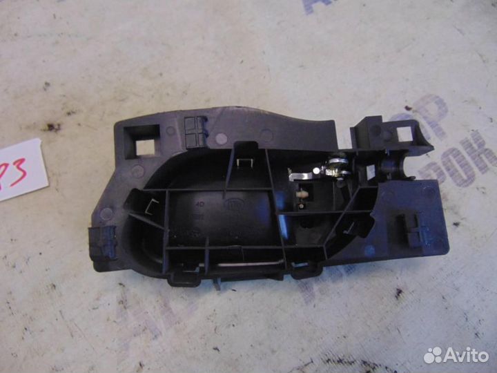 Ручка двери внутренняя правая для Peugeot 300 308