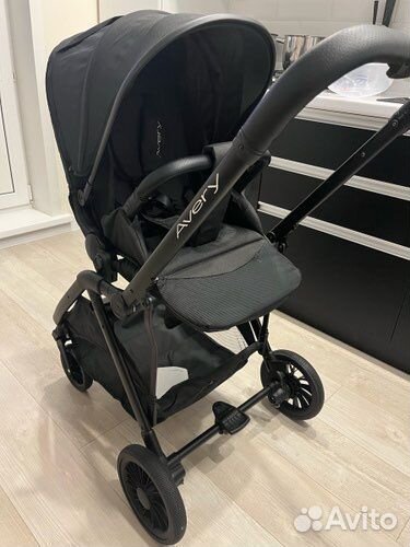 Прогулочная коляска Happy baby Avery, новая