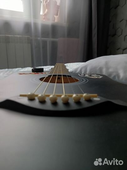 Акустическая гитара бу