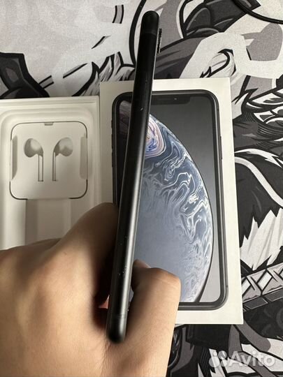 iPhone Xr, 64 ГБ