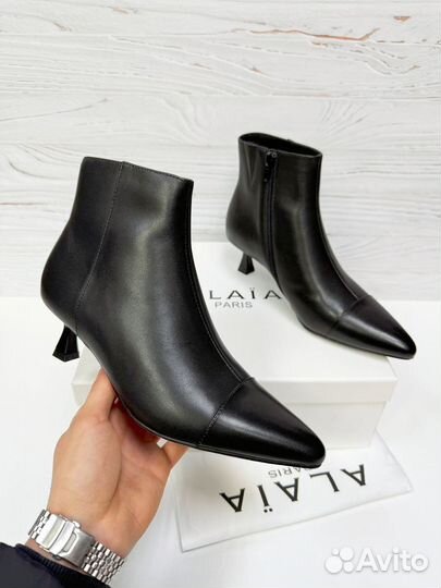 Ботильоны Alaia