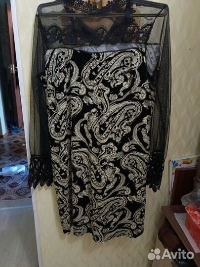 Платье новое 48