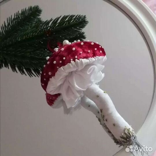 Новогодние игрушки