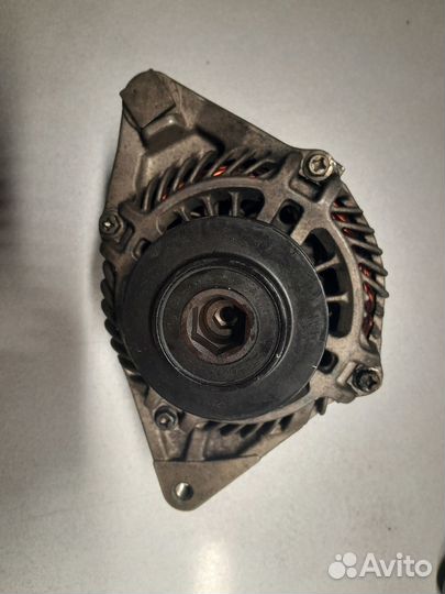 Генератор 1800A379 Mitsubishi L 200