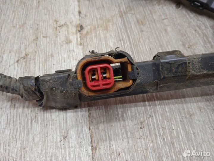 Проводка форсунок Mazda Mpv 2 GY 2004