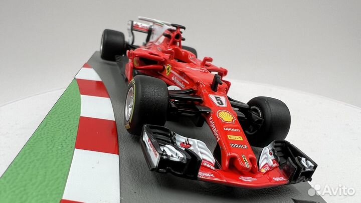 Sebastian Vettel #5 Ferrari SF70H - 2017