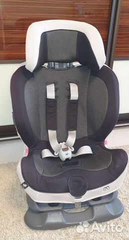 Детское японское автокресло Carmate Swing