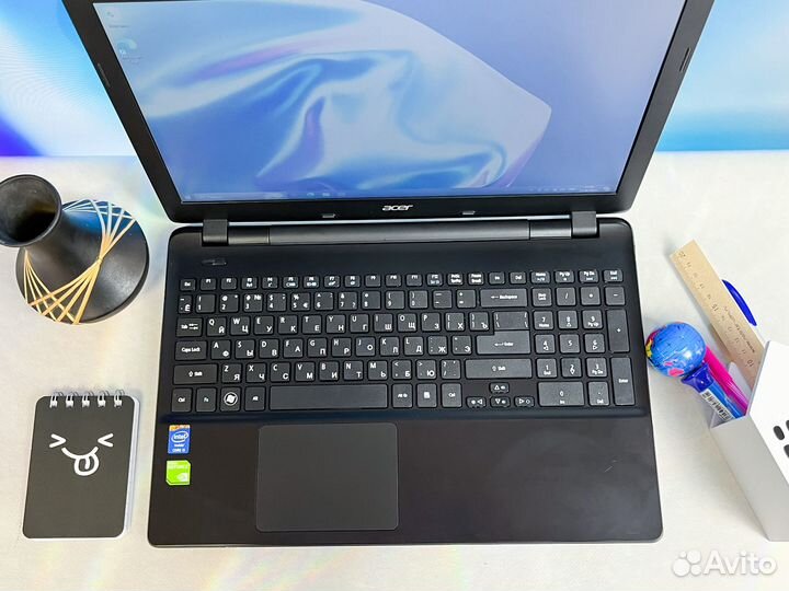 Стильный ультрабук Acer / Intel / ssd