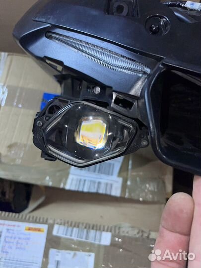 Фара Yamaha YZF R1 2015-2019