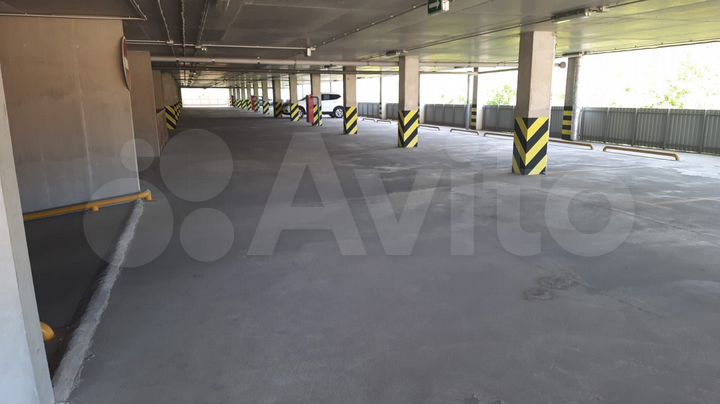 Машиноместо, 15 м²