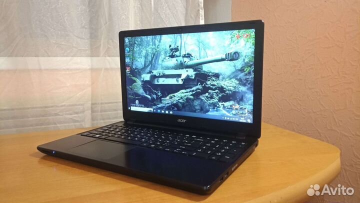 Прекрасный офисный ноутбук Acer