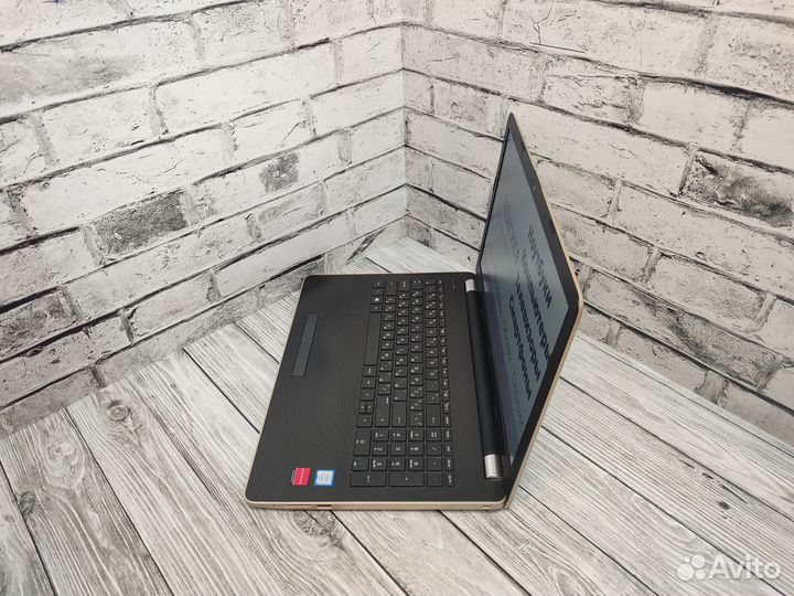 Игровой ноутбук i3-6Gen/AMD520/8Gb/SSD/HDD/15.6