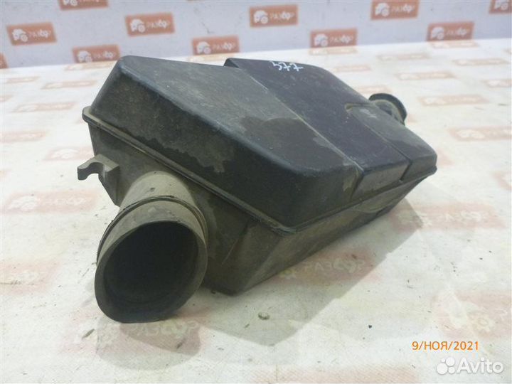 Резонатор воздушного фильтра Renault Laguna X74