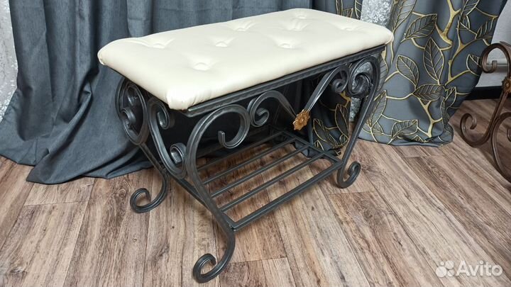 Банкетка - обувница в прихожую