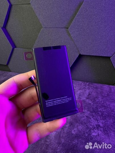 Аккумулятор iPhone 13