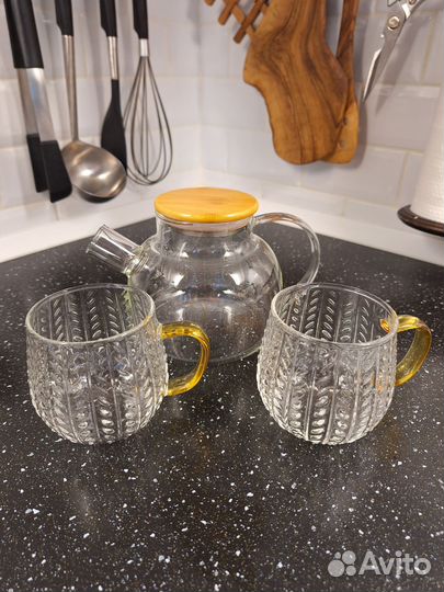 Чайник заварочный стеклянный и 2 чашки