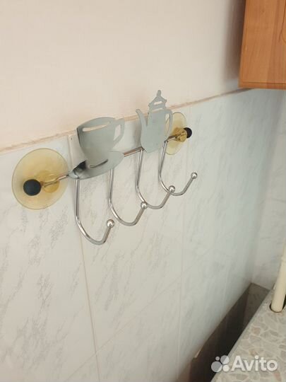 Кухонная вешалка