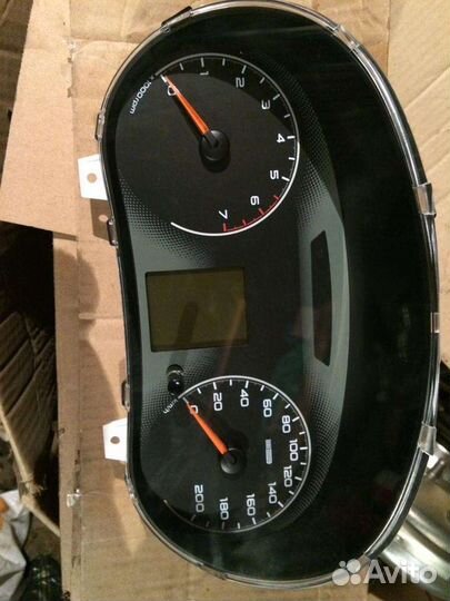 Комбинация приборов гранта Новая