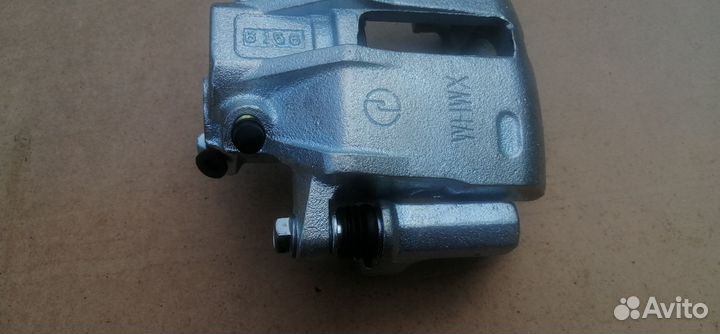 Суппорт тормозной передний правый Chery Tiggo