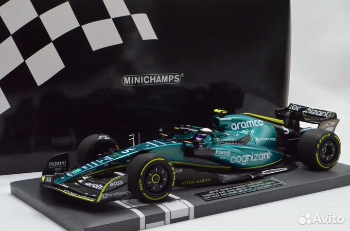 1/18 Aston Martin AMR22 S. Vettel 2022, Minichamps