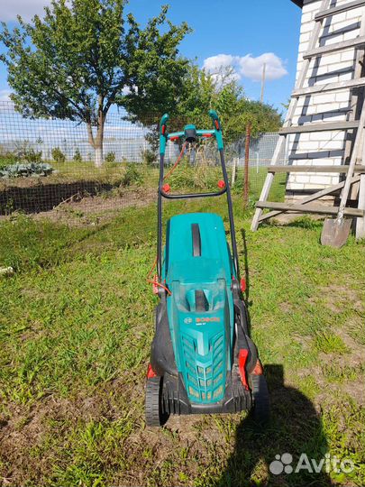 Газонокосилка электрическая