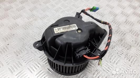 Моторчик печки peugeot 607 (97K28KK01)