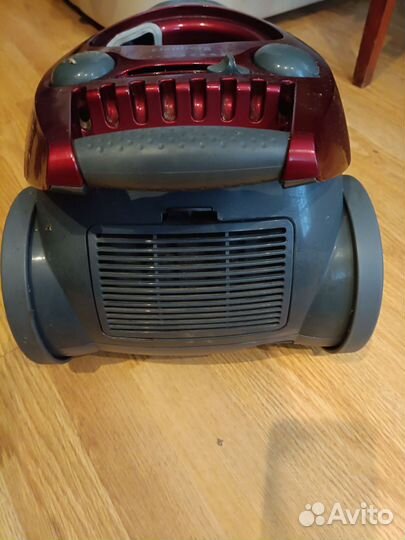 Пылесос elenberg