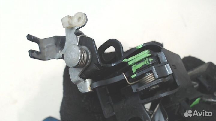 Замок двери Volkswagen Caddy, 2007