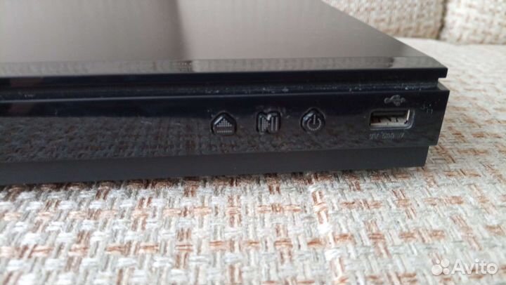 Blu-ray проигрыватель Samsung BD-E530