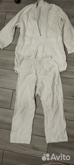 Кимоно и штаны для дзюдо