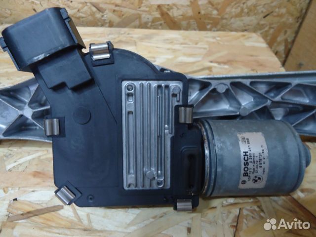 Трапеция стеклоочистителей Bmw 7-Series E65 N62B48