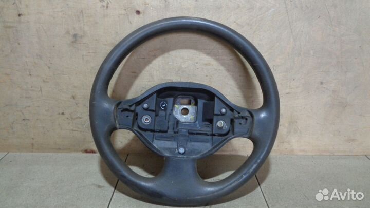 Рулевое колесо Renault Logan 1