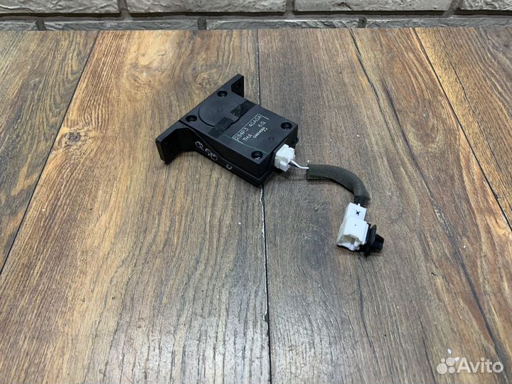 Infiniti Q50 (V37) Сирена сигнализации (штатной)