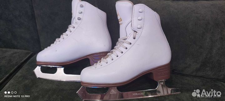 Коньки для фигурного катания