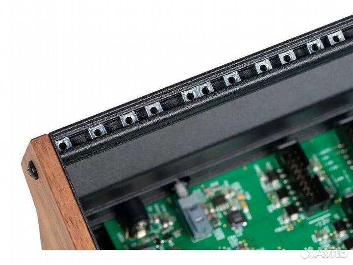 Moog 104 HP Powered Case