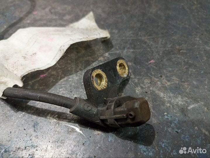 Датчик ABS передний правый Chrysler Crossfire