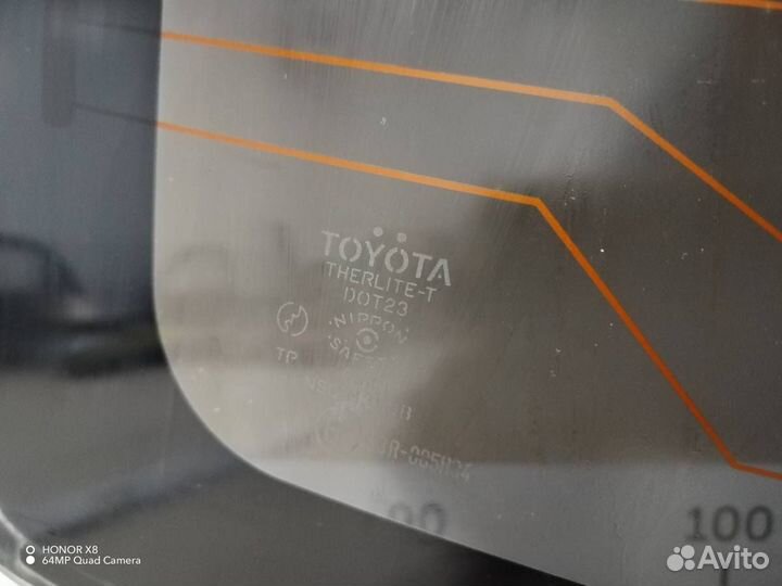 Стекло заднее Toyota Corolla E120 2001-2007