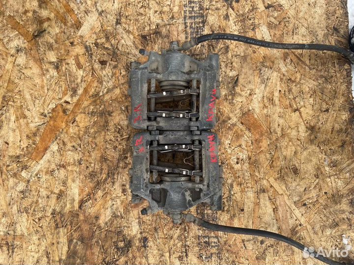 Задние суппорта Toyota Crown S200 GWS204