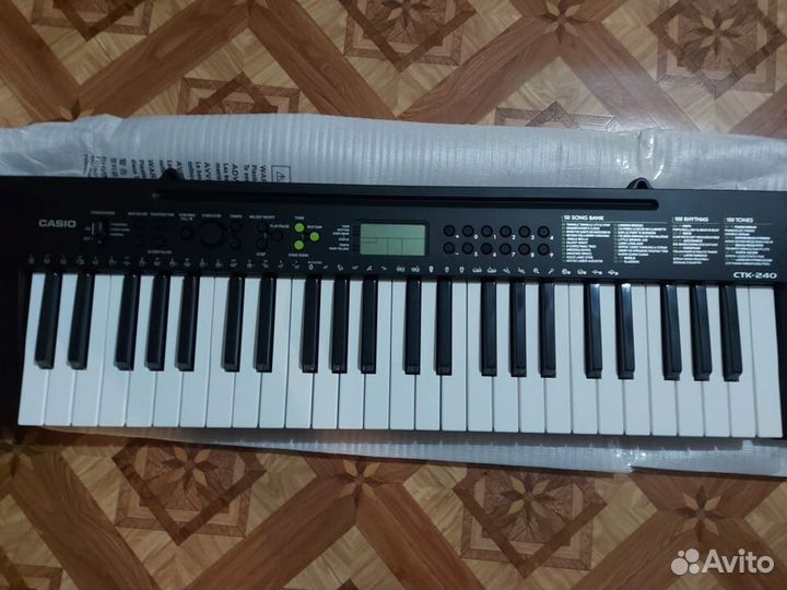 Casio CTK-240 синтезатор
