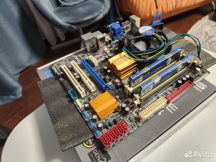 Комплект core 2 duo 7400 + материнская плата 775