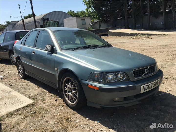 Разбор на запчасти Volvo S40 / V40 1995-2004