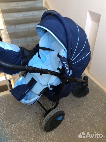 Коляска Tutis Zippy (2в1) в отличном состоянии