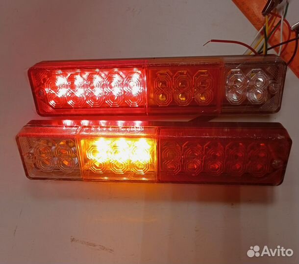 Фонарь задний универсальный LED 12/24V комплект