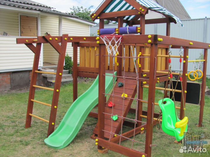 Детская площадка для игры