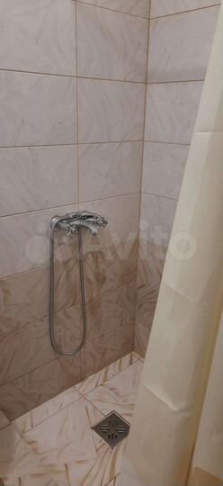 Комната 30 м² в 1-к., 1/3 эт.