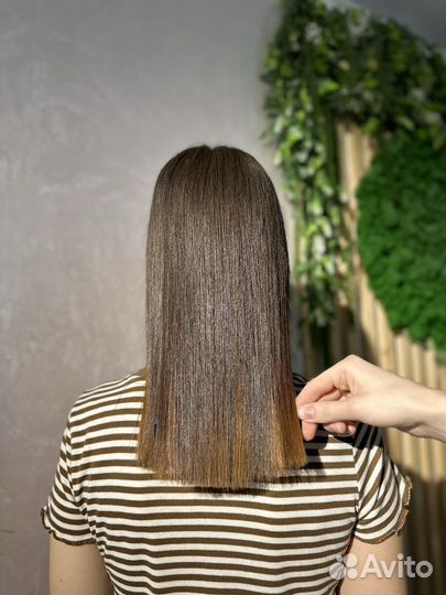 Кератиновое выпрямление волос