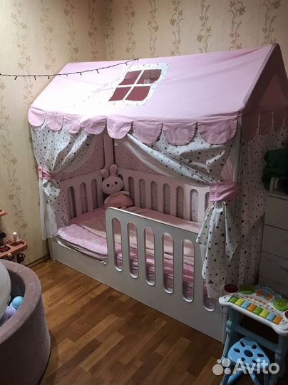 Балдахин на кровать домик