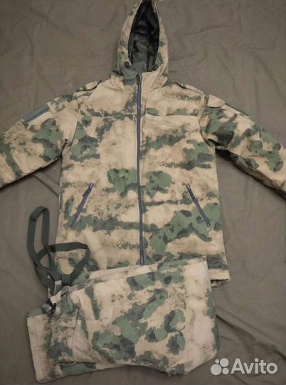 Зимний костюм мох