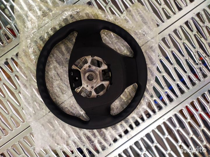 Рулевое колесо B17 Nissan 484304MA1A